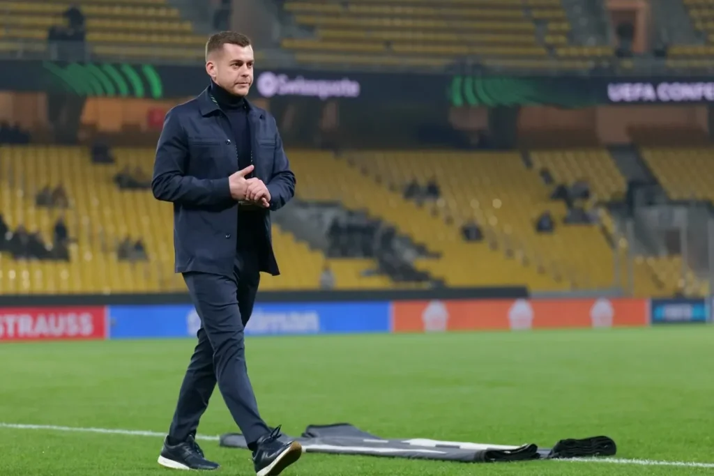 AEK Atena învinge Universitatea Craiova 3-2 în ultima rundă a grupei Conference League