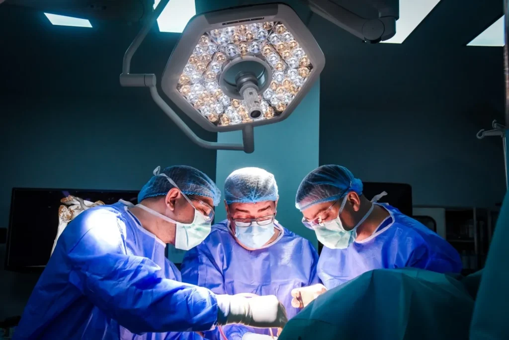 Tratamentul eficient al gonartrozei: povestea unui fost sportiv de performanță