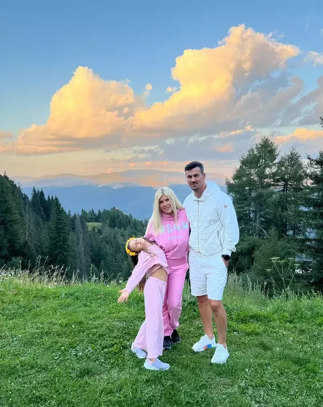 Elena Udrea: Viața și mesajul unei foste politiciene de ziua ei