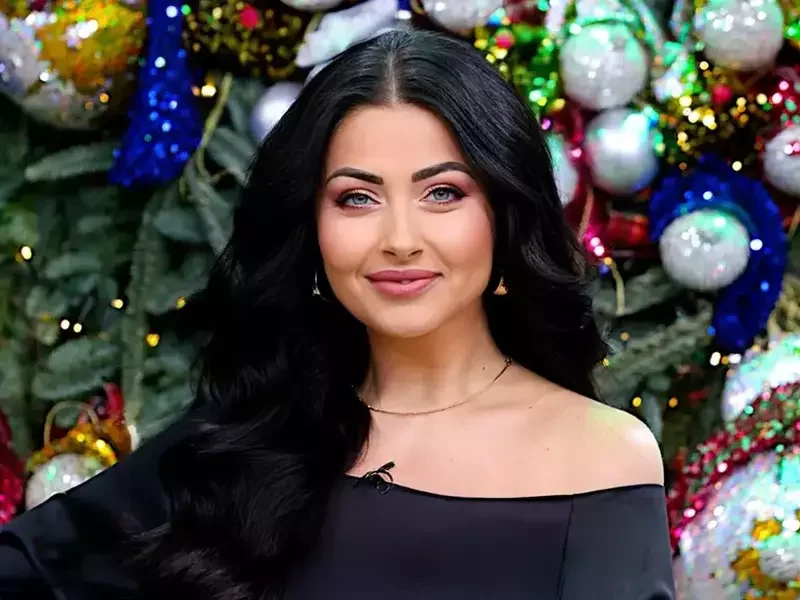 Gabriela Cristea critică folosirea țigărilor electronice la concertul lui Ricky Martin