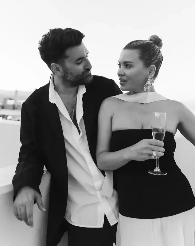 Gina Pistol și Stilul Său: Cum Își Construiește Garderoba Vedeta Românească