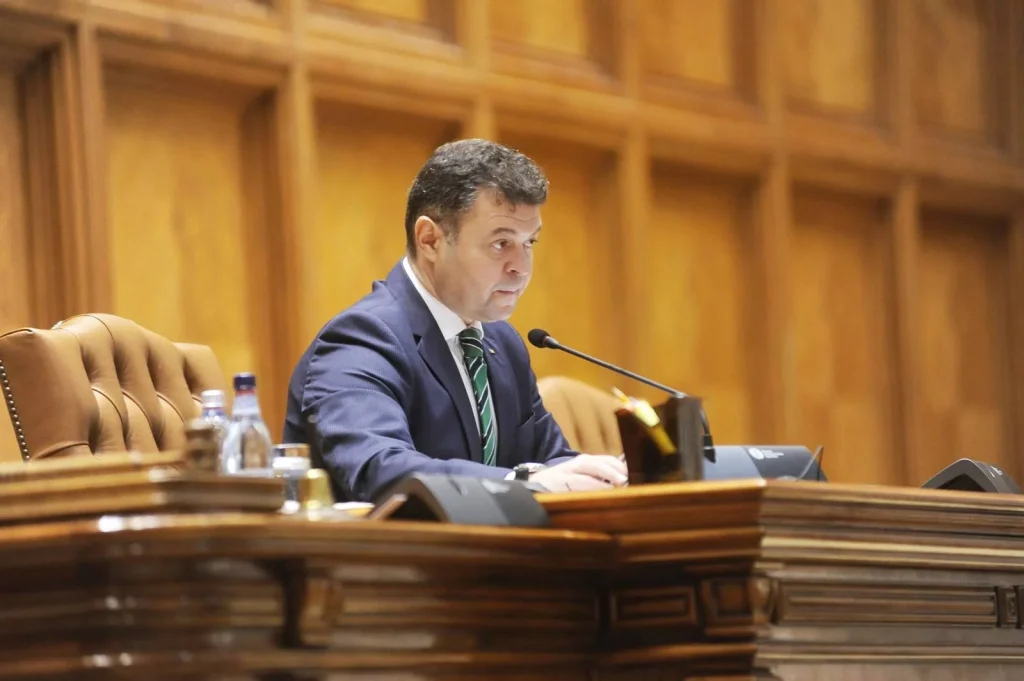 Marilen Pirtea și acuzațiile de plagiat: Ce se întâmplă în spatele zvonurilor despre viitorul său ca ministru al Educației