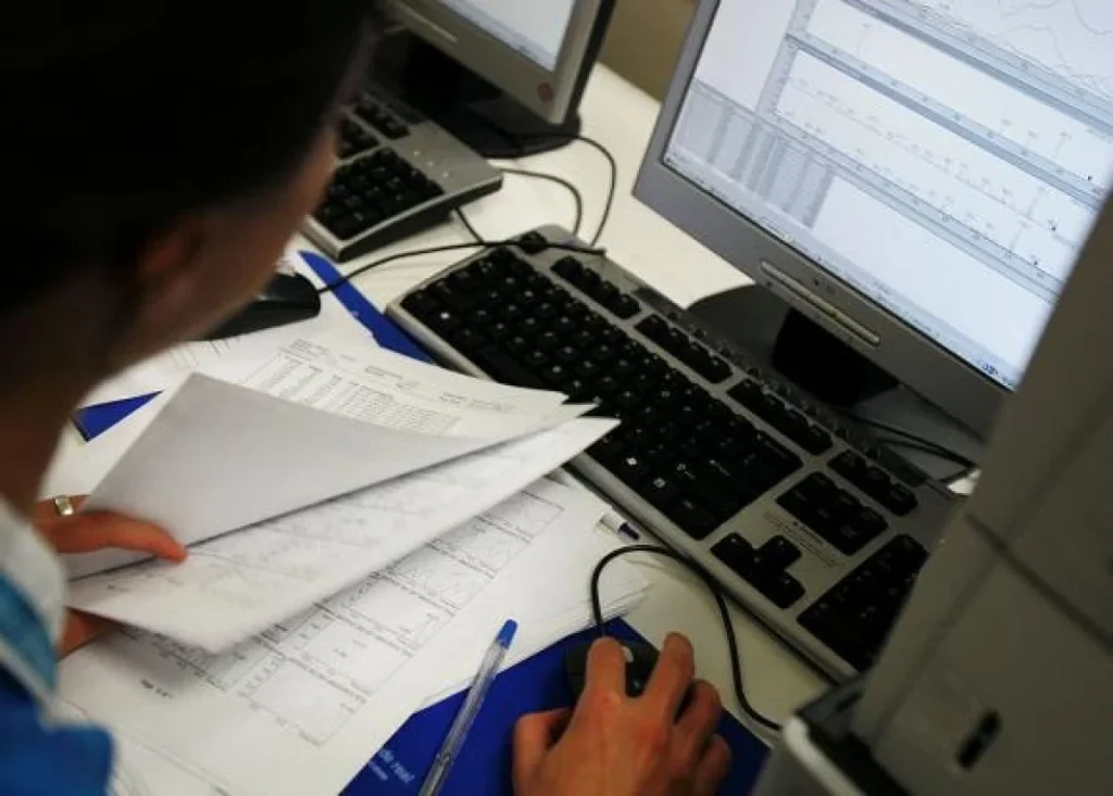 Prime de Sărbători în companiile de stat din România: Top beneficii și știri de ultimă oră