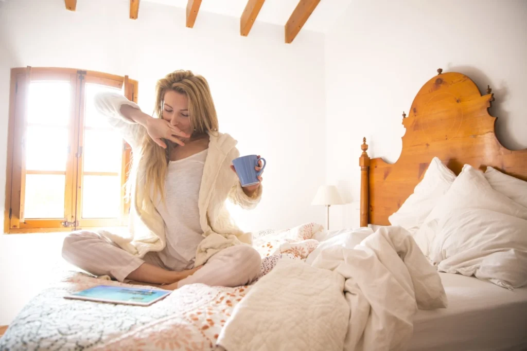 Beneficiile rutinei "3x3 până la ora 12" pentru o dimineață plină de energie