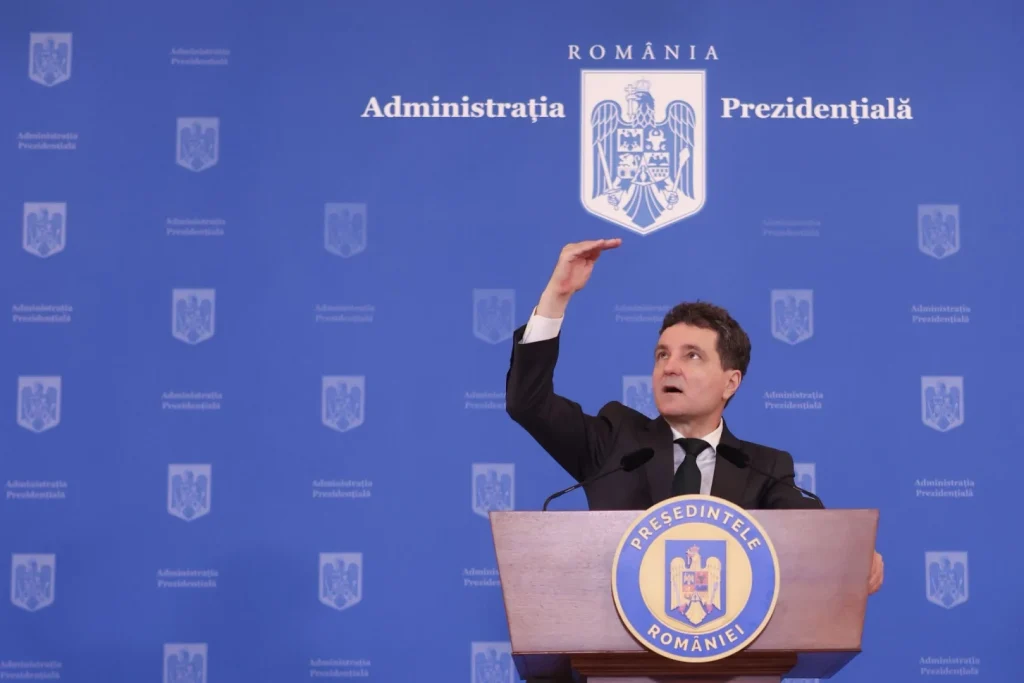 Președintele Nicușor Dan - de la Matematician la Activist Civic și Șef de Stat