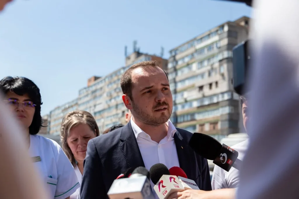 Modernizarea Secției de Pediatrie din Curtea de Argeș: O Evoluție Importantă în Sistemul de Sănătate