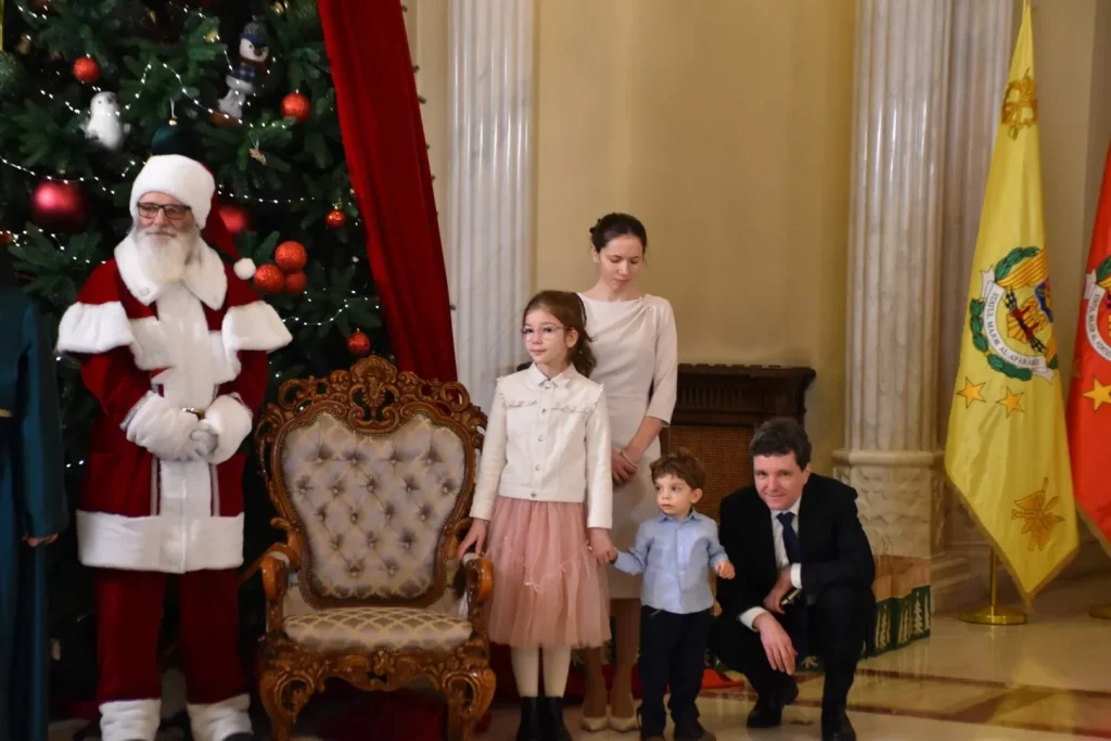 Cum a fost întâlnirea Mirabelei Grădinaru cu Nicușor Dan: Detaliul care a cucerit-o