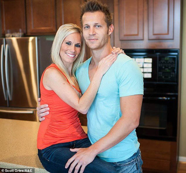 Titlu: Starul de reality show Tony McCollister, condamnat de un judecător să se țină departe de animale după acuzații șocante de natură sexuală