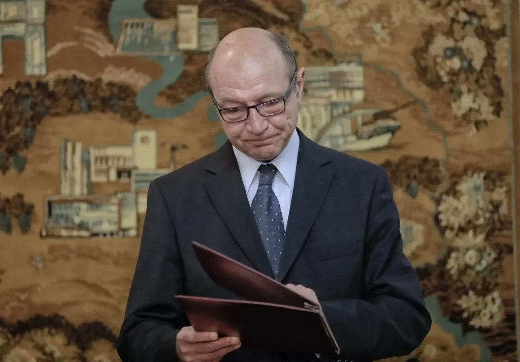 Traian Băsescu critică majorările de taxe și lecțiile lui Ilie Bolojan