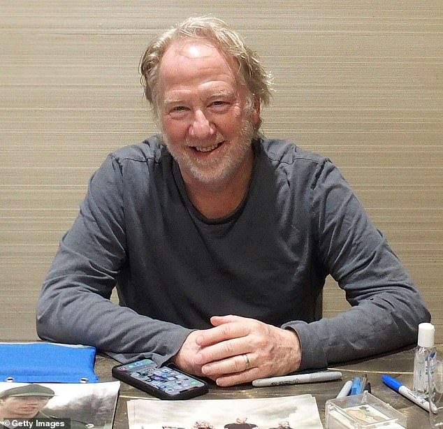 Timothy Busfield exclus din agenția sa de talente după acuzații de abuz sexual asupra minorilor 2 The actor was let go from Innovative Artists on Wednesday after he surrendered to police in New Mexico one day earlier, per Deadline; seen in 2022 in New Jersey