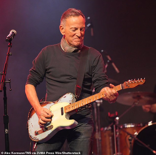 Bruce Springsteen susține închiderea națională prin interpretarea unei piese noi anti-ICE la protestul din Minnesota