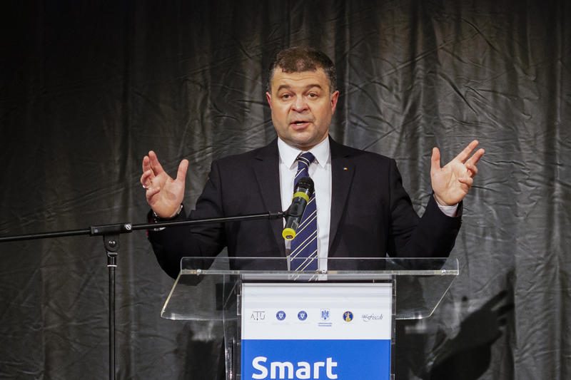 Confuzie la Ministerul Educației: Situația neclară a demisiei lui Daniel David | Guvernul și numirea unei noi conduceri