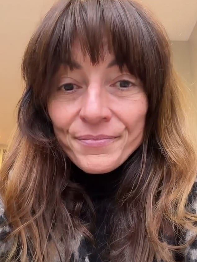 Davina McCall a terminat radioterapia după diagnosticul de cancer la sân: povestea unei lupte și a unei transformări personale