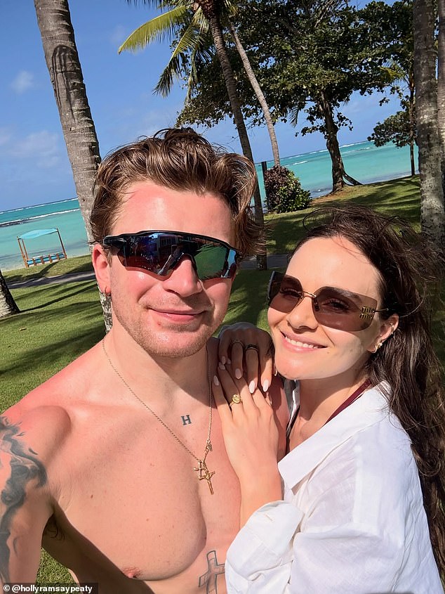 Explorând Honeymoon-ul de lux al lui Holly Ramsay și lui Adam Peaty în Mauritius