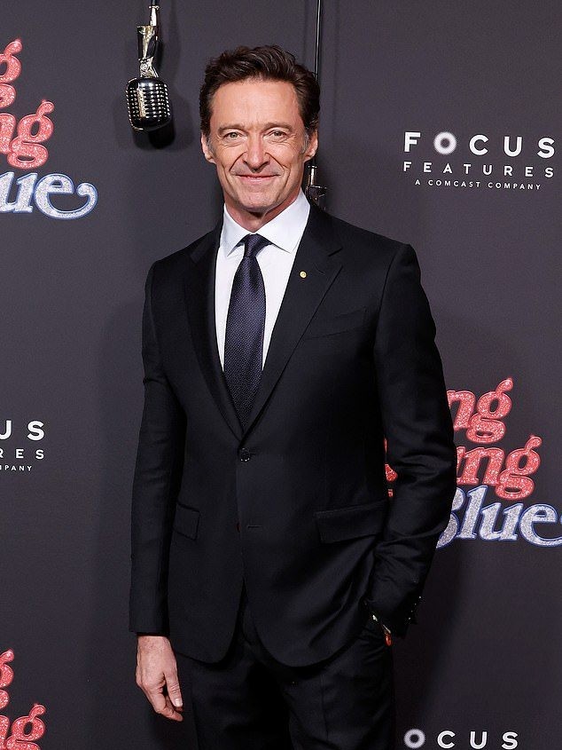 Hugh Jackman și Sutton Foster se pregătesc să se căsătorească într-un cadru „intim” mai târziu în acest an. Hugh, în vârstă de 57 de ani, caută și o nouă casă maritală într-un cartier de lux situat la periferia New York-ului. Potrivit unei surse apropiate cuplului, nunta va avea loc imediat ce divorțul lui Sutton de fostul ei soț, Ted Griffin, va fi finalizat.