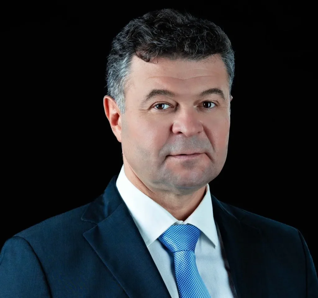 Jafuri de peste 500.000 de euro la Timișoara: Rectorul UVT și managerii de spitale, victimele hoților