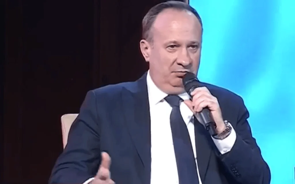 Provocări și acuzații în privința deficitului și a datoriei publice din România