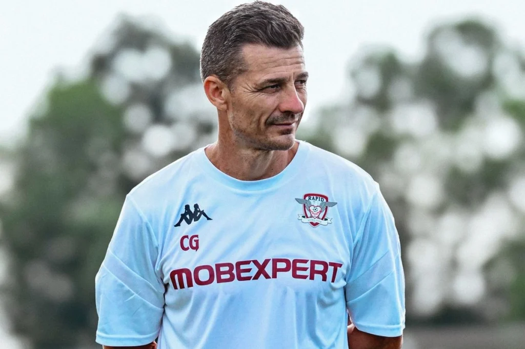 Rapid urcă pe locul doi în Superliga: Costel Gâlcă laudă performanța lui Moruțan