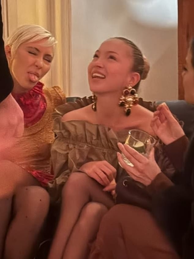 Nepo Babies: Copiii celebrităților care domină scena petrecerilor - Trenduri în 2026