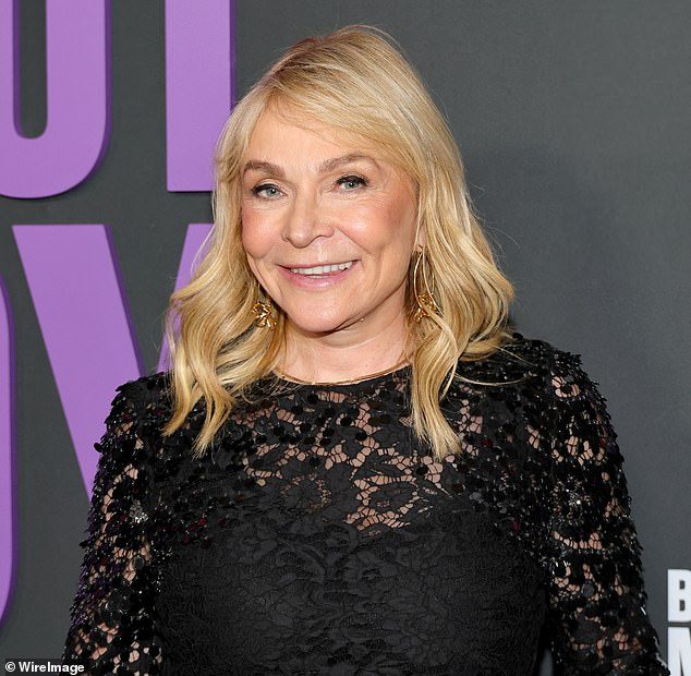 O zi în stilul lui Bridget Jones: Helen Fielding are un moment amuzant în munți