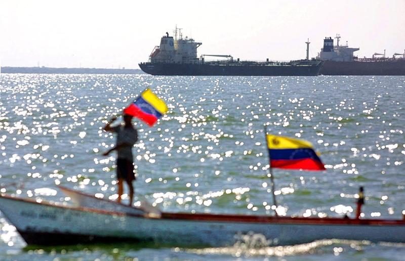 Rusia afirmă că activele petroliere din Venezuela sunt ale sale