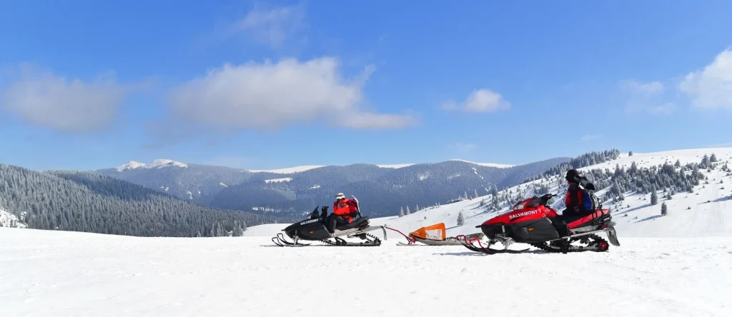 Un incident violent între un bărbat și salvamontiști în Brașov: Ce s-a întâmplat cu telefonul soției lui