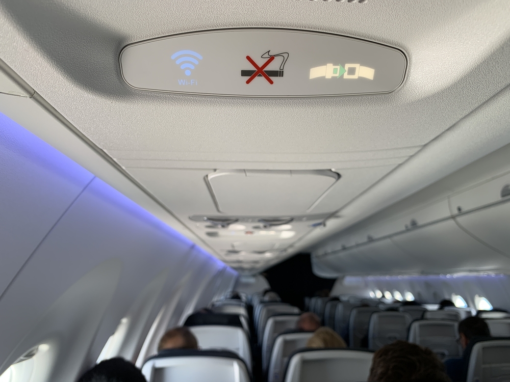 Toate companiile aeriene se pregătesc să ofere Wi-Fi gratuit în timpul zborurilor, conform declarațiilor șefului Ryanair