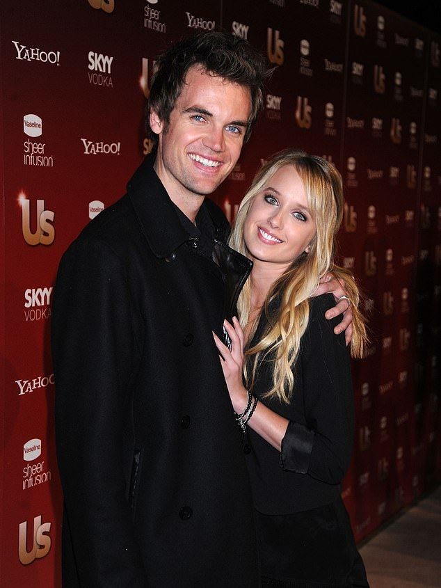 Tyler Hilton și soția sa actriță Megan Park se despart după 10 ani de căsnicie