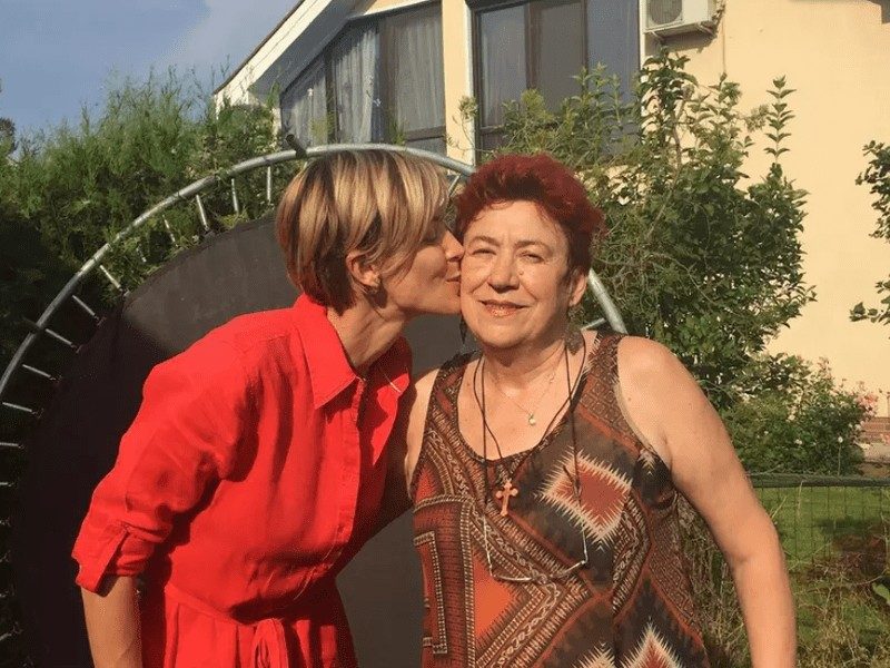 Un An Dureros pentru Roxana Ciuhulescu: Drama unei Mame Confruntate cu Cancerul Pulmonar
