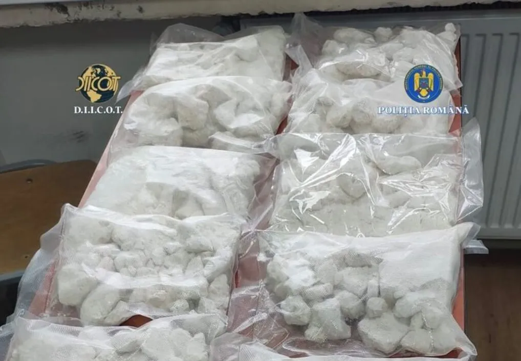 Un olandez reținut în București pentru trafic de droguri zombie