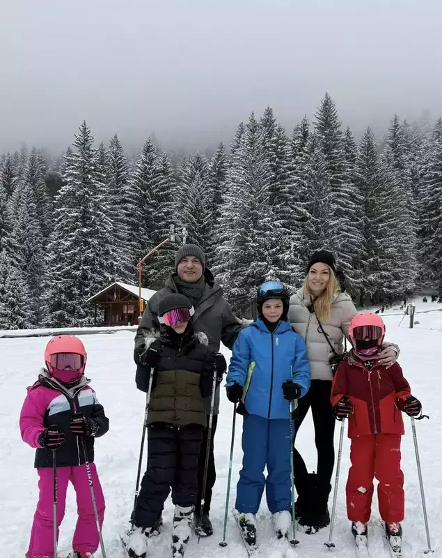 Valentina Pelinel și Cristi Borcea: O zi de iarnă perfectă în Poiana Brașov