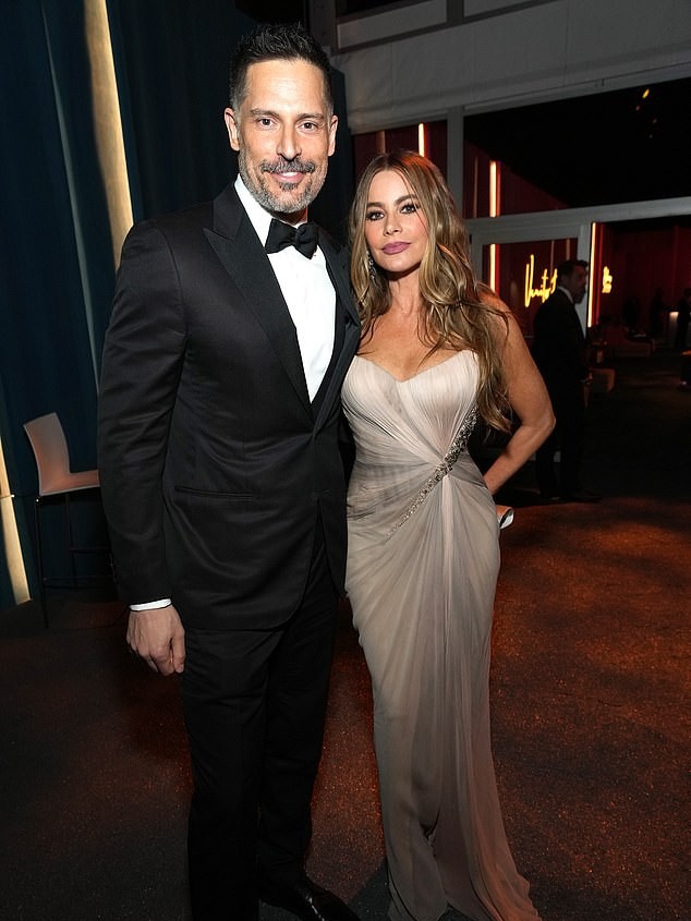 Sofia Vergara, surprinsă sărutându-se cu un actor spaniol în Los Angeles, la doi ani după divorțul de Joe Manganiello 2 Vergara announced her divorce from Joe Manganiello in 2023 after seven years of marriage