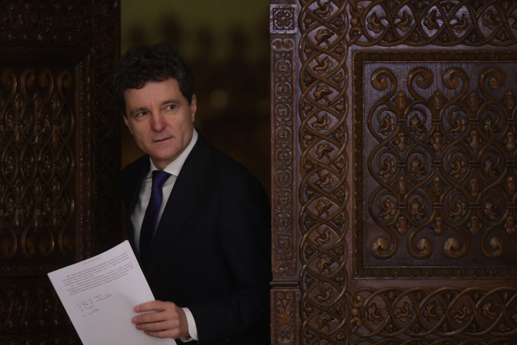 Nicușor Dan: Analiză detaliată a impactului recesiunii tehnice în România
