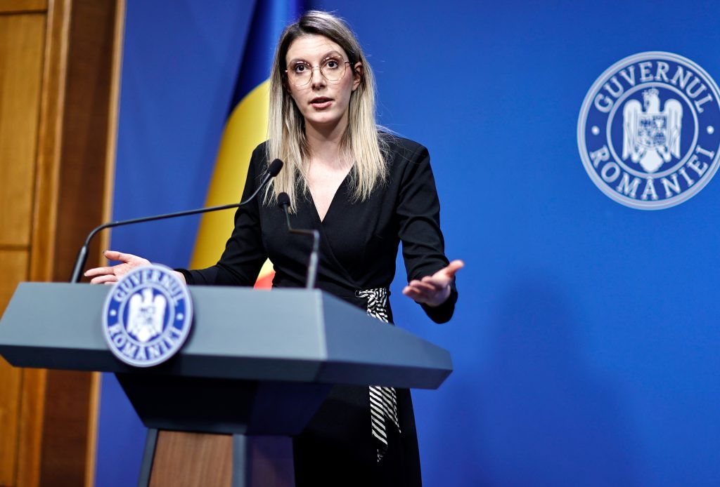 Reforma Salariilor în Administrația Publică: Inechități și Soluții