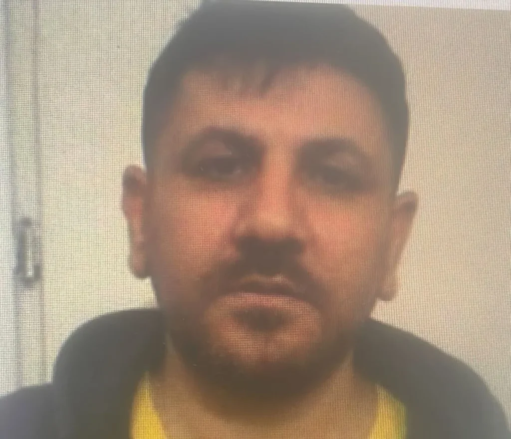 Controverse legate de semnarea permisiei pentru evadatul Abdullah Atas