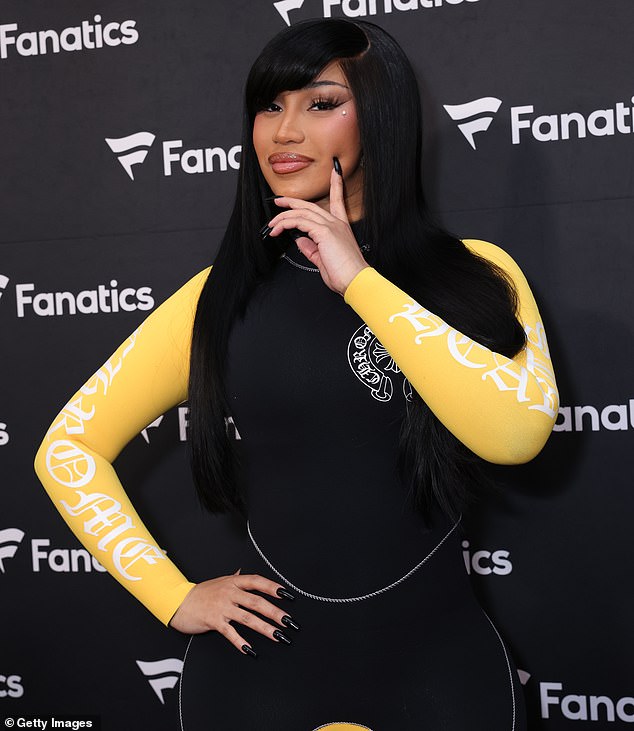 Cardi B și Stefon Diggs: Ce se ascunde în spatele răspunsului rece al artistei la Super Bowl