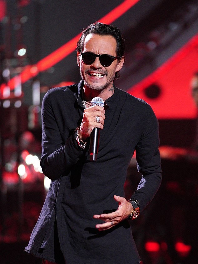 Marc Anthony Vorbește Despre Feuda Familiei Beckham După Afirmările Bombastice Ale lui Brooklyn