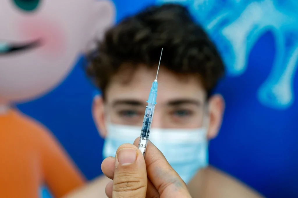 Criza Vaccinării în România: Analiză Detaliată și Recomandări pentru Autorități