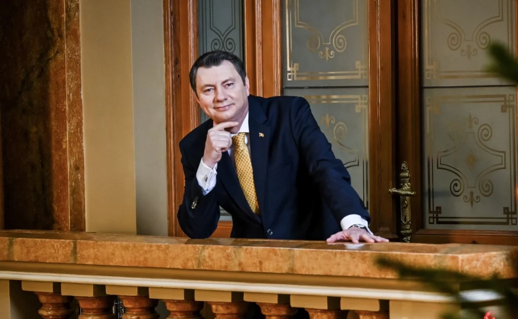 Rolul esențial al independenței băncilor centrale în politica monetară