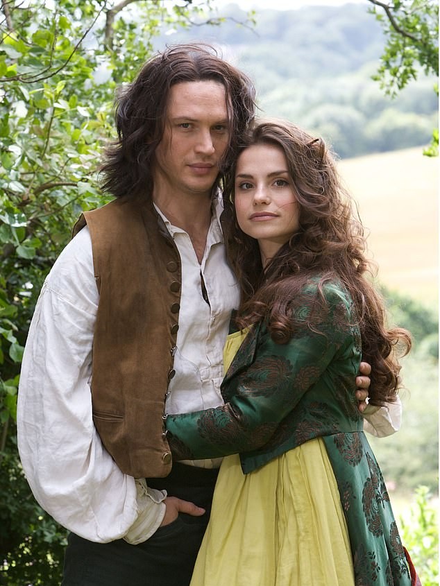 Wuthering Heights: Povestea de dragoste epică care a aprins pasiunea dintre Tom Hardy și Charlotte Riley