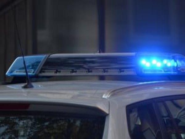 Accident-groaznic---n-jude--ul-Sibiu--O-c--ru-----in-care-erau-doi-adul--i---i-8-copii-a-fost-spulberat---de-un-camion.jpg