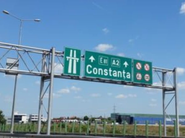 Accident---n-lan---pe-Autostrada-Soarelui--l--ng---Cernica--Patru-ma--ini-implicate---Trafic---ngreunat-spre-Capital--.jpg