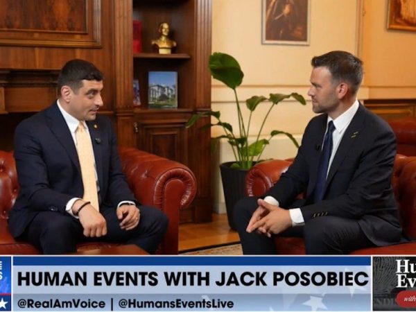 George-Simion-interviu-cu-influencerul-MAGA-Jack-Posobiec.jpg