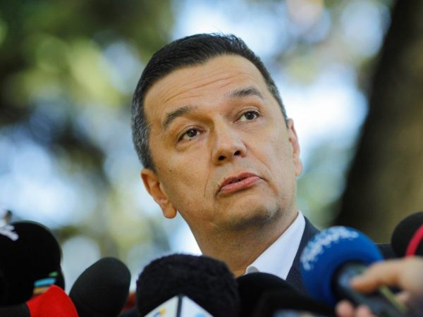 INSTANT_GRINDEANU_PSD_INTERIMAR_007INQUAM_Photos_Malina_Norocea.jpg