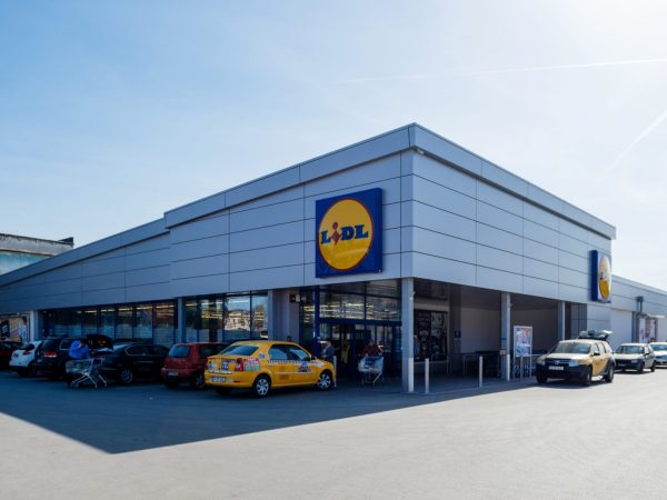 Magazin-Lidl-din-Romania.jpg