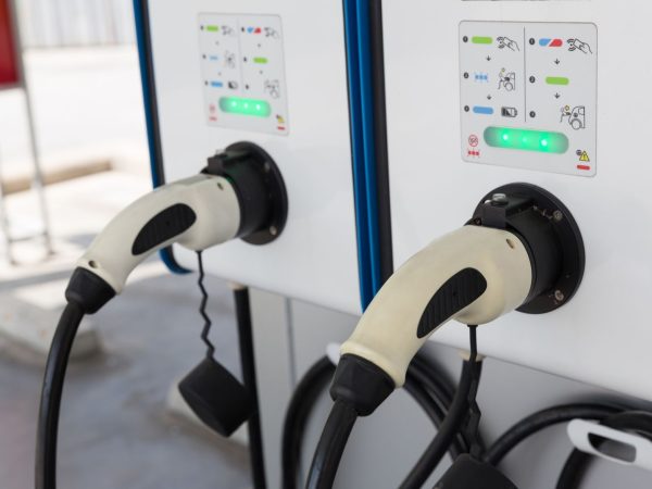 Masini-electrice-la-incarcat.jpg