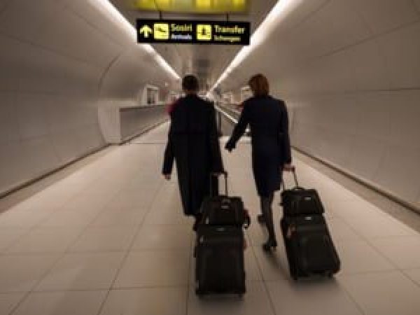 Noi-scanere-la-Aeroportul-Henri-Coand----Nu-vei-mai-scoate-laptopul-din-bagaj--Ce-se-mai-modernizeaz--.jpg