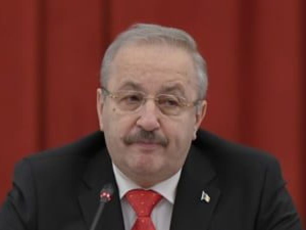 PSD---l-propune-pe-Vasile-D--ncu-la---efia-SIE--Func--ia-revine-social-democra--ilor-dup---negocierile-din-coali--ia-de-guvernare.jpg
