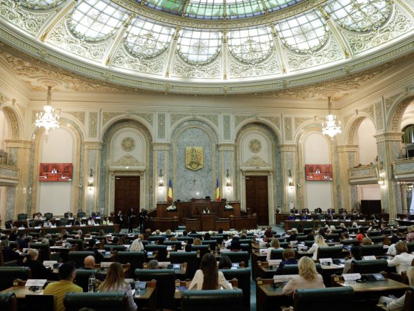Parlamentul-Republicii-Moldova.jpg