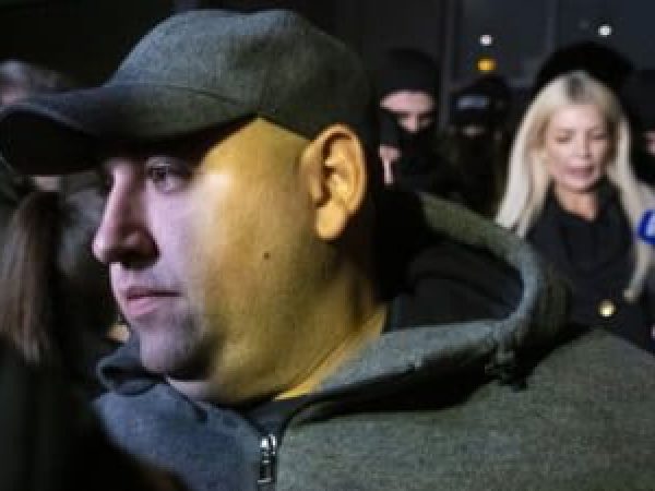 Reac--ia-ironic---a-unui-fost-ministru-al-Justi--iei--dup---ce-justi--ia-a-decis-c---Vladimir-Ciorb---poate-p--r--si-Rom--nia-----Apuca--i-v---de-furat-ca-lumea--c---nu-v---atinge-nimeni----.jpg